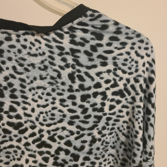 Betsey Johnson | Women's Animal Print Long Sleeve Gown or PJ Top (Size Medium) - Picture 7 of 10